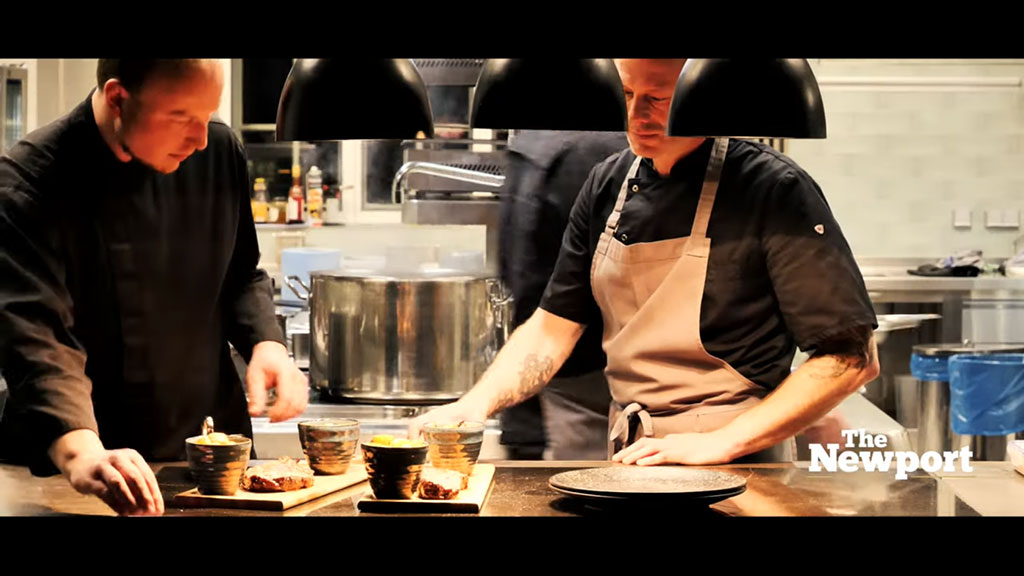 Film zum TheNewport Restaurant über den youtube.com ansehen. Film
